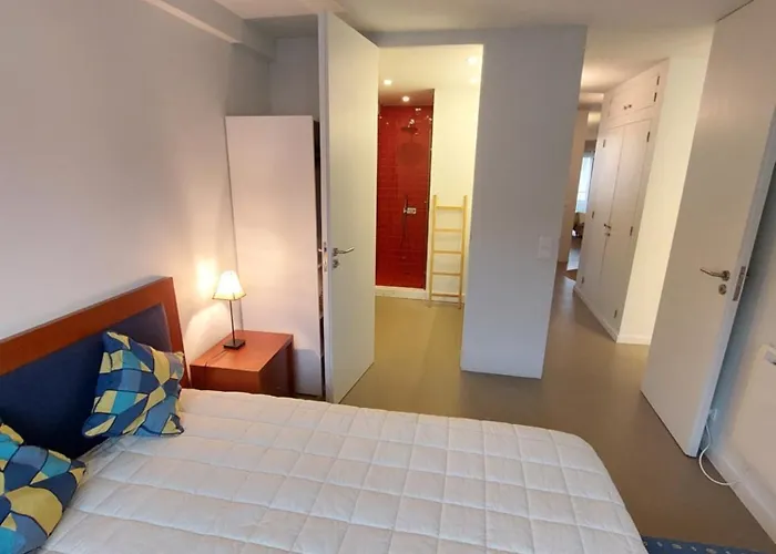 Santiago Rum i privatbostad Caminha